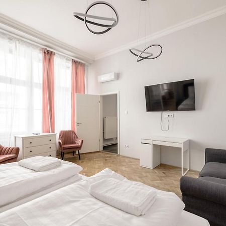 Prime Star Fashion Street Modern Luxury Apartments Budapest Exterior foto